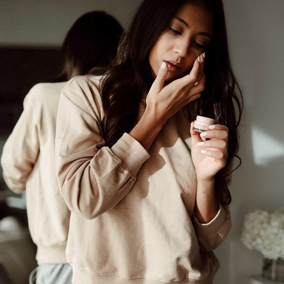 Quầng thâm mắt là nỗi niềm không của riêng ai nhưng làm sao để loại bỏ chúng thì không phải chị em nào cũng rõ