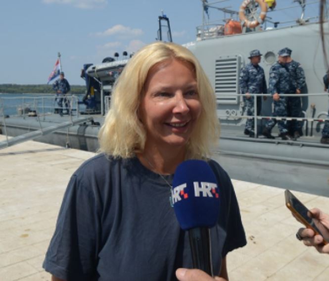 Kỳ diệu người phụ nữ thoát chết sau 10 tiếng rơi xuống biển