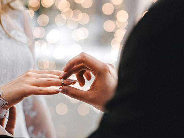 Mẹ chồng tái mặt trước yêu cầu của con dâu trong lễ ăn hỏi