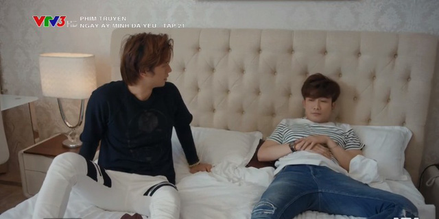 Phim Ngày ấy mình đã yêu tập 21: Nam chạy đến nhà em gái mưa, cho Hạ và mẹ vợ leo cây Phim Ngày ấy mình đã yêu tập 21: Nam chạy đến nhà em gái mưa, cho Hạ và mẹ vợ leo cây