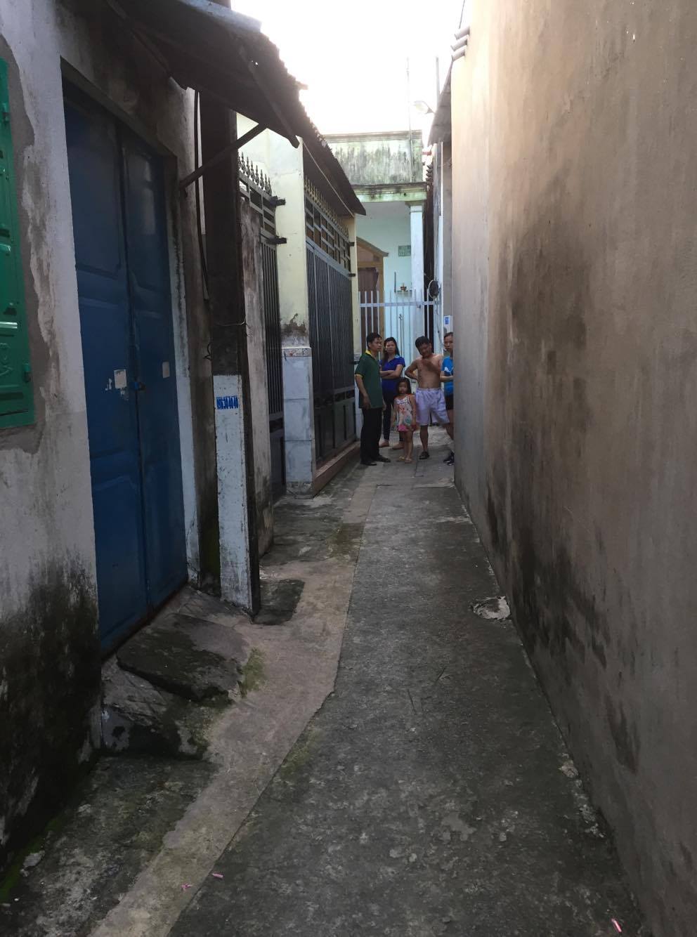 2 hiệp sĩ bị trộm đâm gục trong hẻm cụt