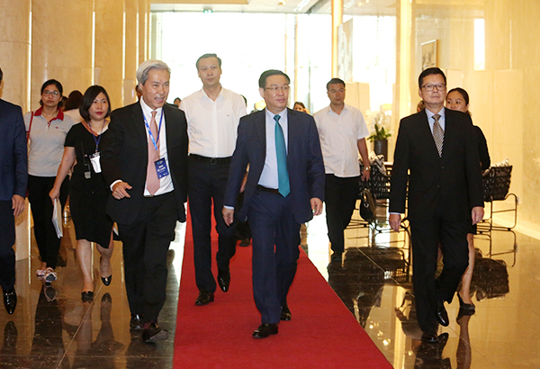 Phó thủ tướng: Kiên quyết để nâng hạng thị trường chứng khoán Việt Nam