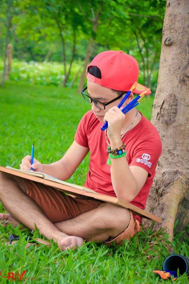 Tài vẽ tranh cực đỉnh của nam sinh Hà Tĩnh