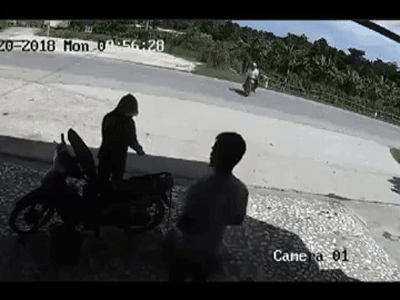 Tai nạn kinh hoàng: 2 thanh niên chạy xe tốc độ cao tông trúng 2 người đang sang đường