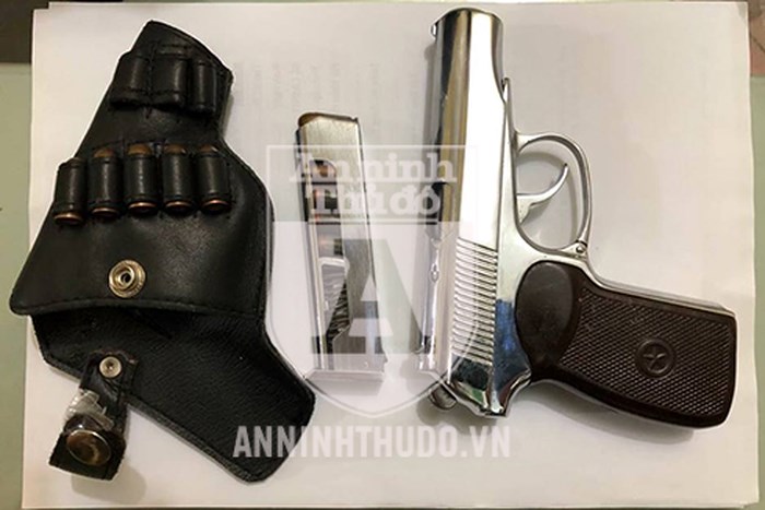 Hàng chục cảnh sát bao vây, bắt giữ đối tượng mang K59 đi vận chuyển lượng ma túy khủng