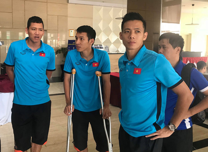 HLV Park Hang-seo lưu luyến chia tay Hùng Dũng