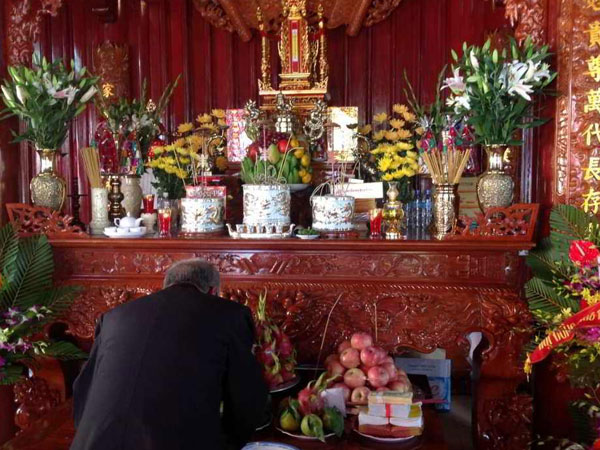 Kiêng kị cần hết sức tránh khi lau dọn bàn thờ cúng rằm tháng cô hồn để không gặp họa