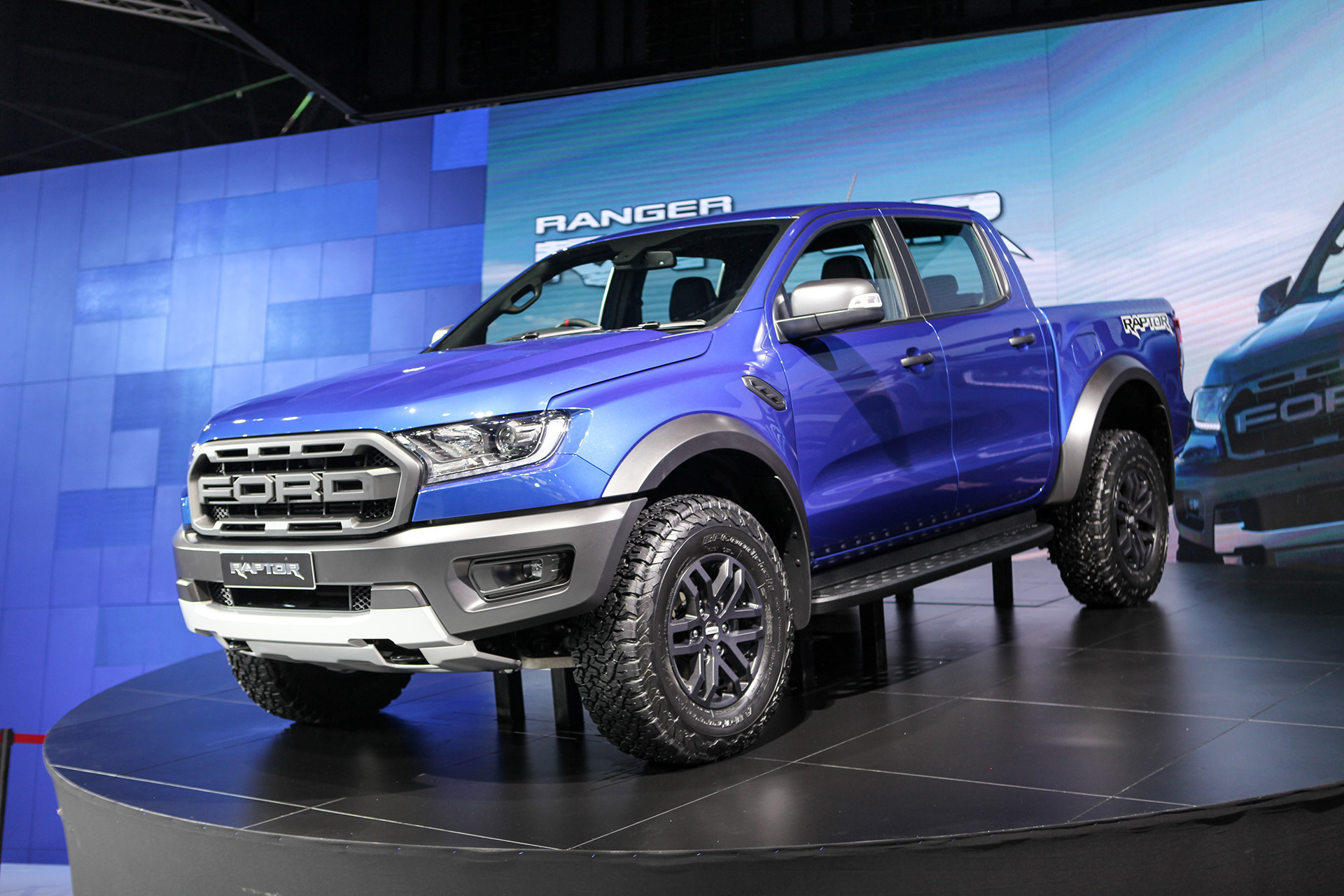 Loạt xe hơi đáng chú ý sắp ra mắt tại Triển lãm Ôtô Việt Nam 2018