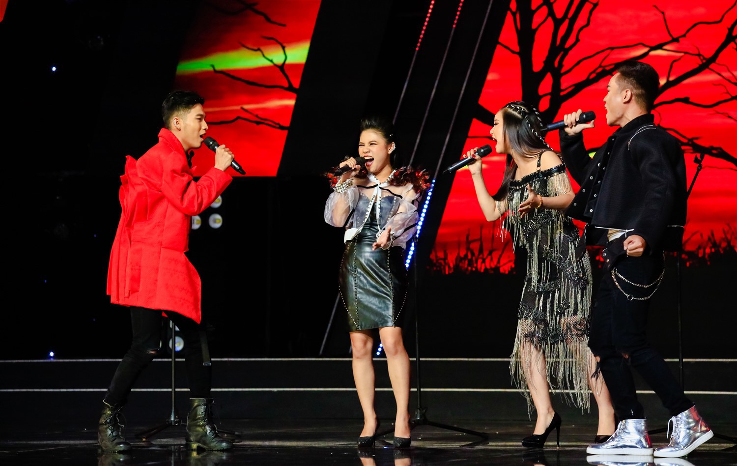 Tuyệt đỉnh song ca tập 7: Cẩm Ly bị lừa, Minh Tuyết phát cáu vì thí sinh quên lời