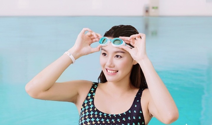 Kình ngư xinh đẹp phá kỷ lục thế giới 50m ngửa