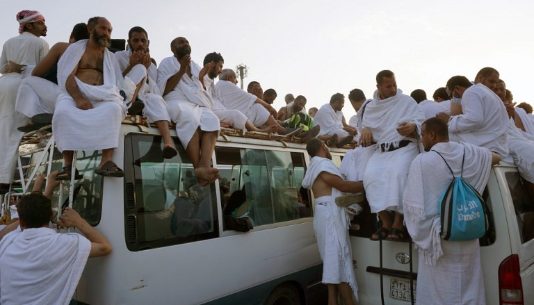 2 triệu người Hồi giáo tham gia ném đá ma quỷ và hành hương về Mecca