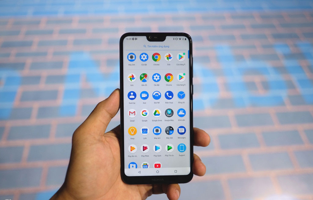 Nokia 6.1 Plus chạy Android One, camera kép giá 6,6 triệu tại VN