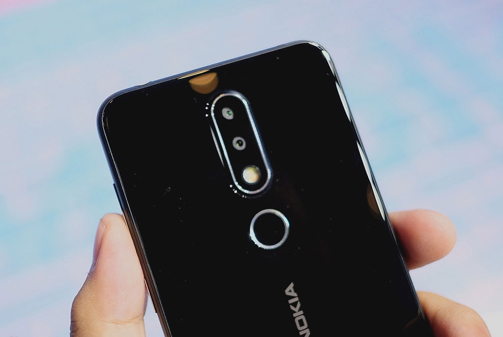 Nokia 6.1 Plus chạy Android One, camera kép giá 6,6 triệu tại VN