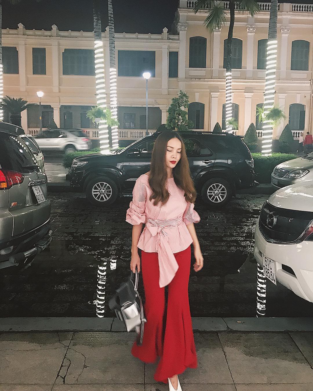 Không cần học đâu xa, các mỹ nhân Việt cũng có loạt gợi ý đầy tính ứng dụng giúp nàng công sở mặc đẹp cả tuần