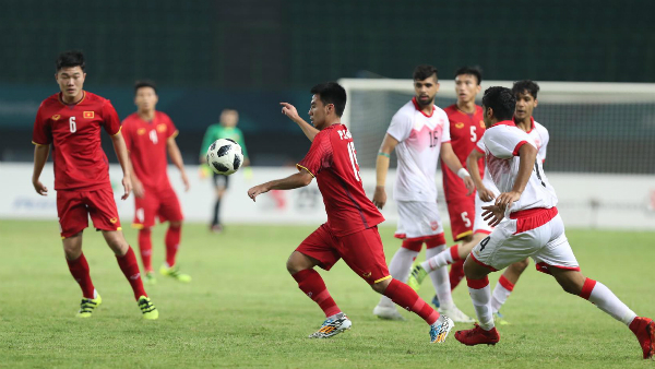 Công Phượng đưa Việt Nam vào tứ kết Asiad