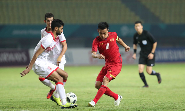 Công Phượng đưa Việt Nam vào tứ kết Asiad