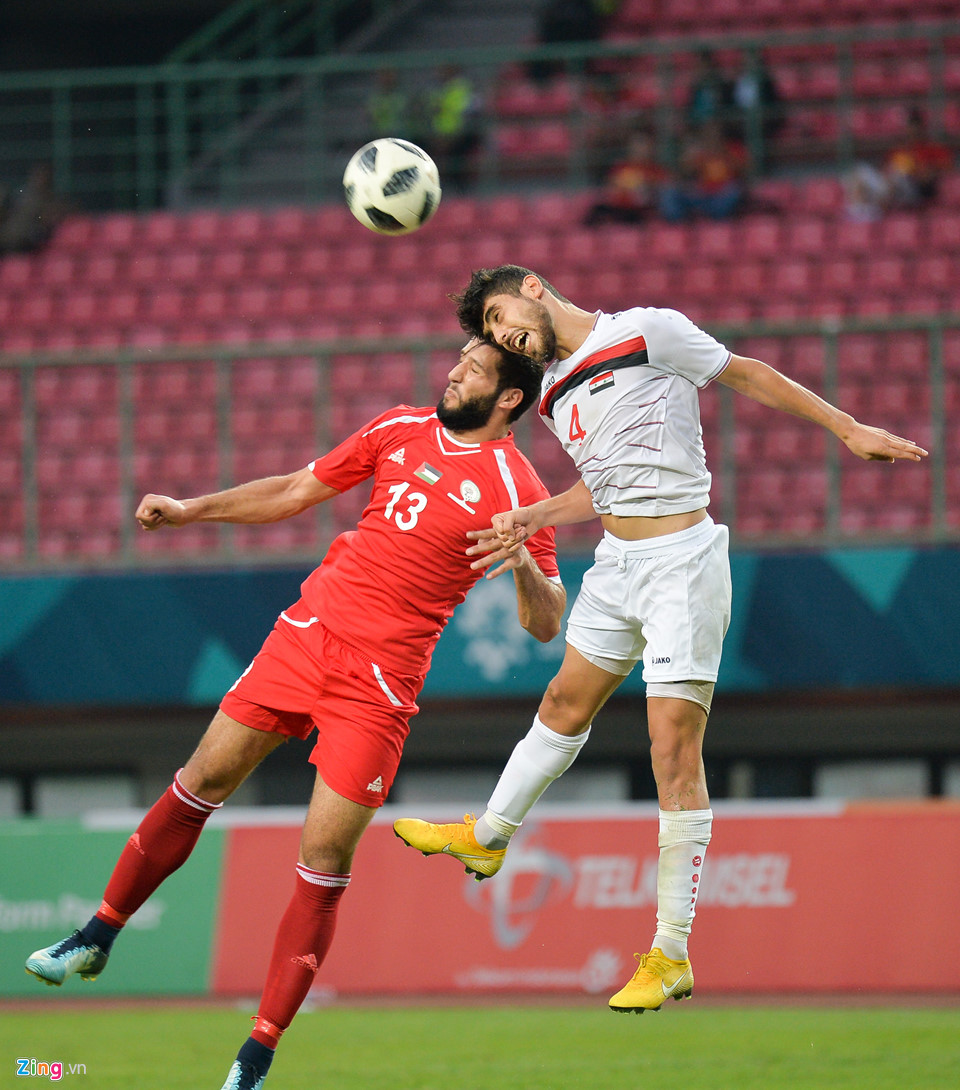 Cầu thủ Palestine bật khóc sau khi bại trận trước Syria