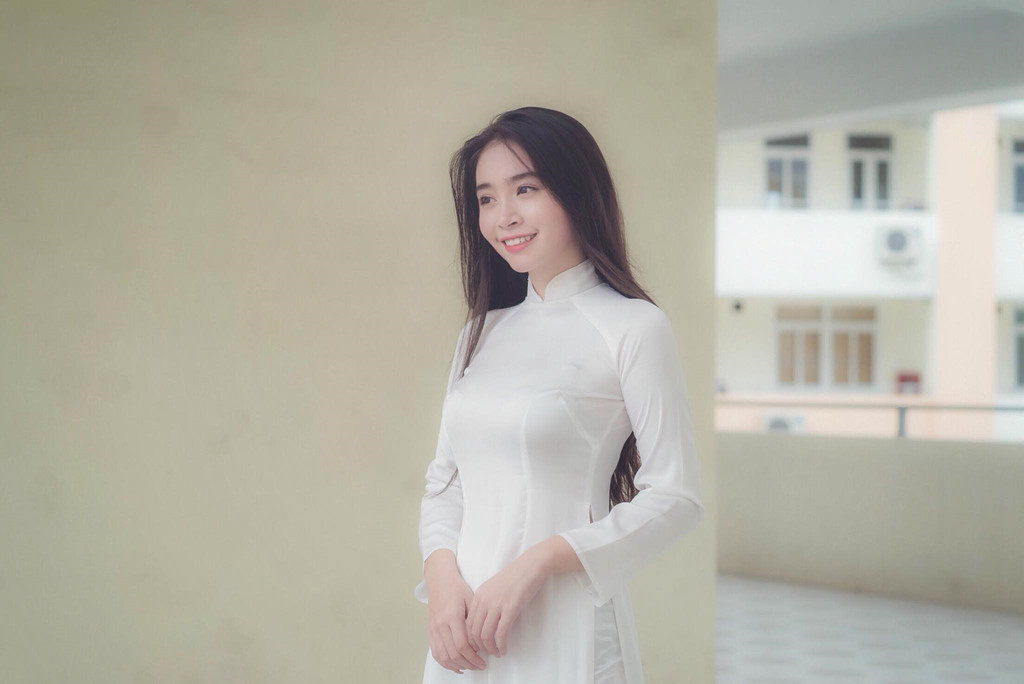 Hot girl thế hệ mới sinh năm 2000, cao 1,7 m và đang du học ở Anh