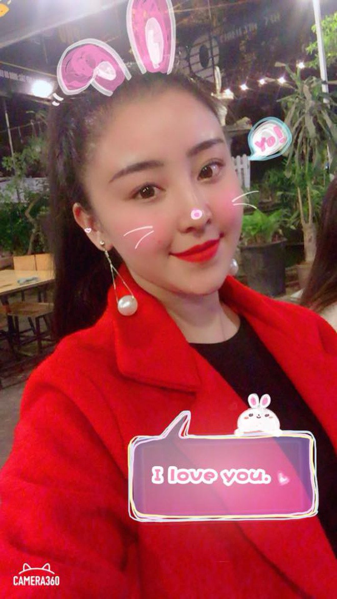 Hình ảnh mới của hot girl bánh tráng trộn: Tăng cân đáng kể, chuyển hướng gợi cảm hết nấc!