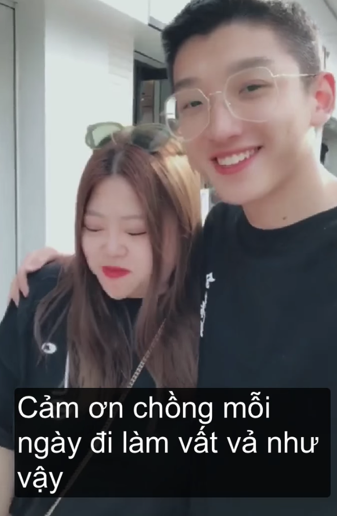 Cô gái mũm mĩm có chồng hot boy, mở miệng ra là nói lời ngôn tình: Kiếp trước cứu cả thế giới à?