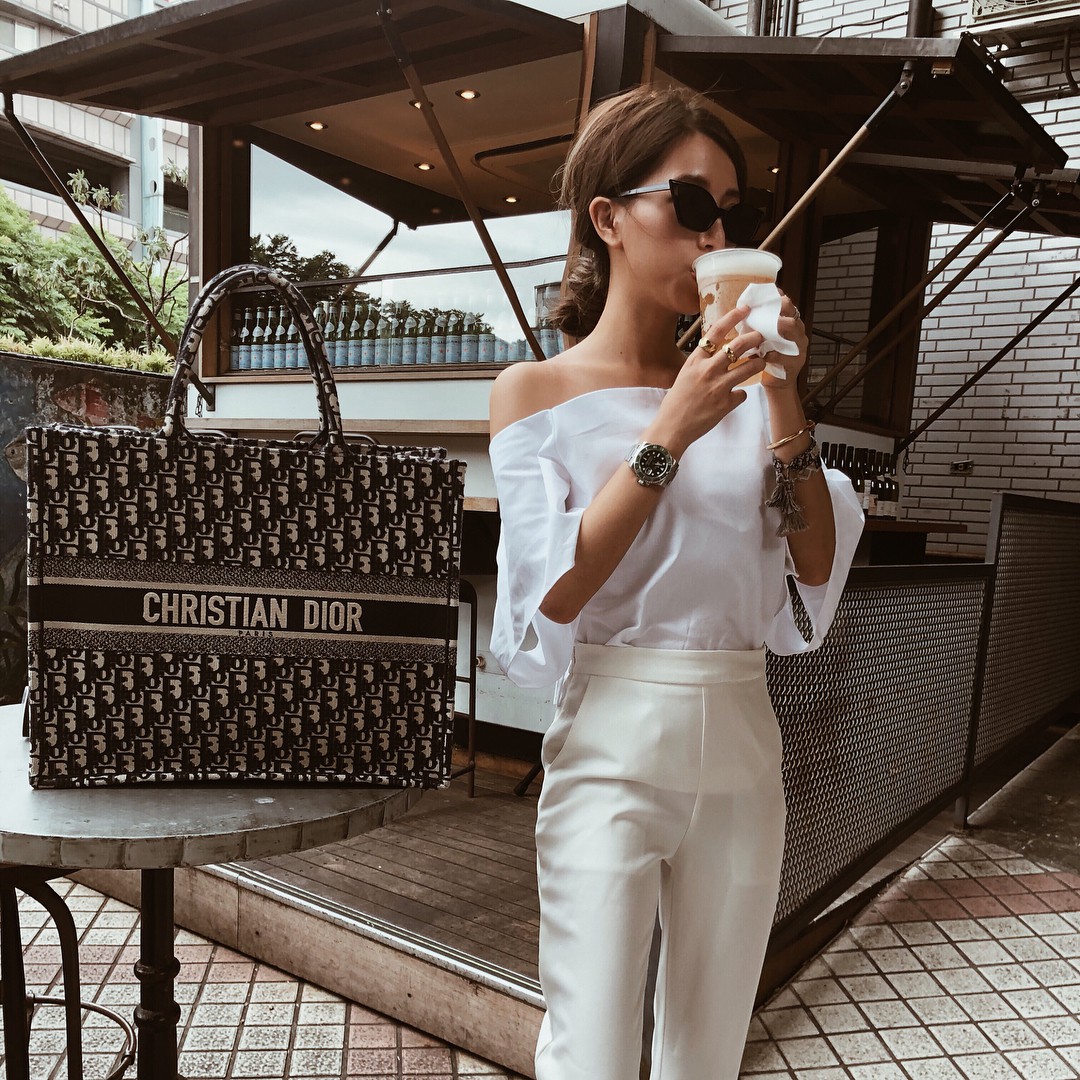 Nhìn lại mới thấy loạt xu hướng năm nay đều là mốt thịnh hành những năm 90, thậm chí thời đó còn mặc đẹp hơn bây giờ