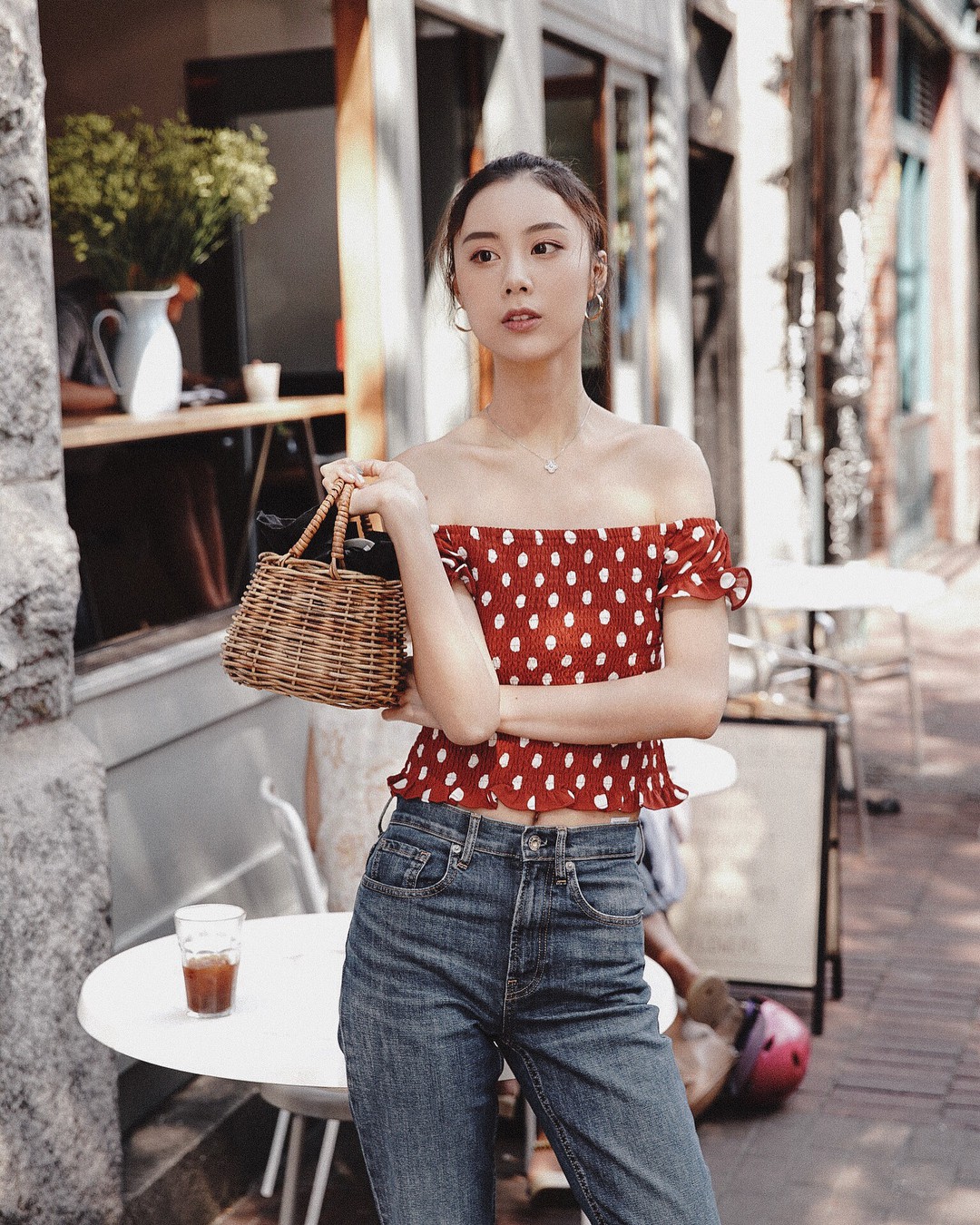 Nhìn lại mới thấy loạt xu hướng năm nay đều là mốt thịnh hành những năm 90, thậm chí thời đó còn mặc đẹp hơn bây giờ