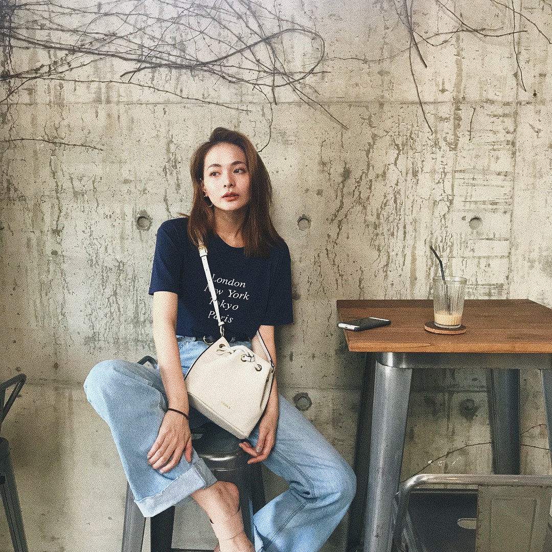 Nhìn lại mới thấy loạt xu hướng năm nay đều là mốt thịnh hành những năm 90, thậm chí thời đó còn mặc đẹp hơn bây giờ