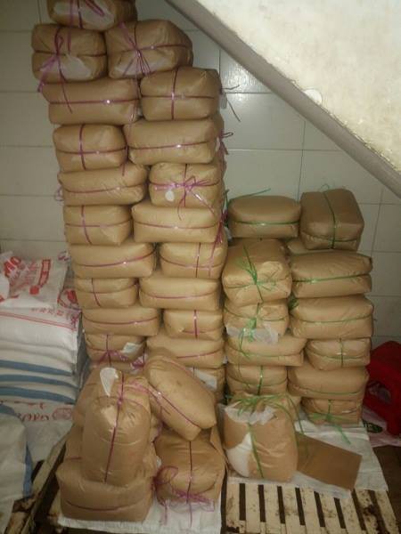 Cơm tấm Kiều Giang nói gì về nguyên liệu lạ?