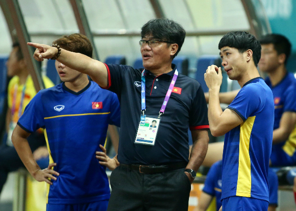 Công Phượng đưa Việt Nam vào tứ kết Asiad