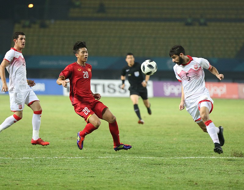 U23 Việt Nam: Nhọc nhưng hãy cứ bay cùng Công Phượng