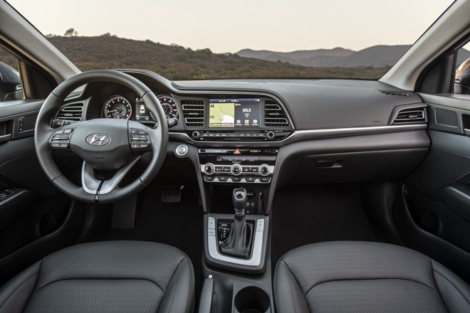 Hyundai Elantra 2019 chính thức ra mắt với thiết kế hoàn toàn mới
