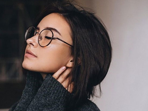 Chồng tôi ngoại tình còn dám gửi ảnh tán tỉnh gái lạ cho vợ xem...