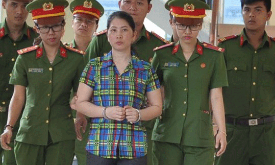 Vụ án vợ giết chồng: Giữ nhẫn cưới làm kỷ niệm và nỗi đau con trẻ