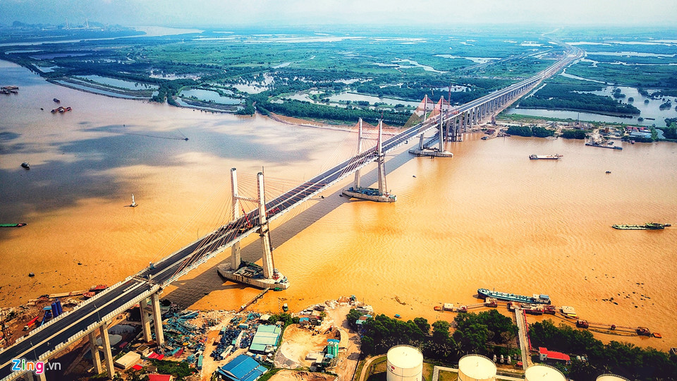 Cầu dây văng hiện đại nhất Hải Phòng trước ngày thông xe