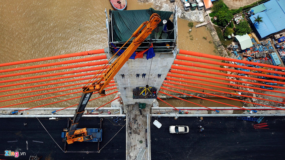 Cầu dây văng hiện đại nhất Hải Phòng trước ngày thông xe