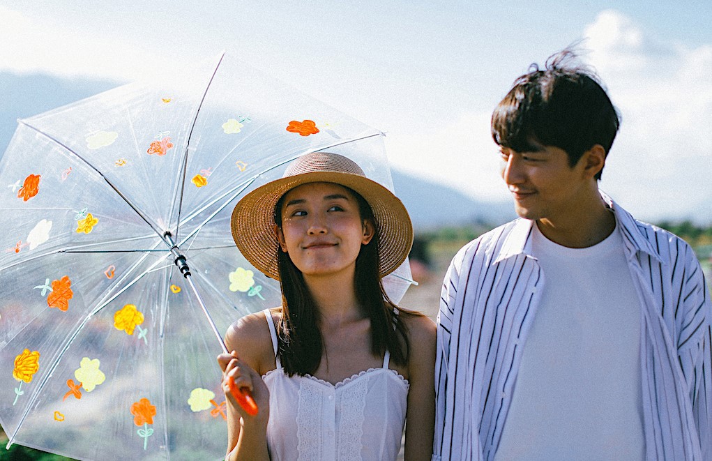 Cô gái nào cũng ước ao rồi mai sau sẽ có một tình yêu dung dị mà bình yên, lãng mạn như album này