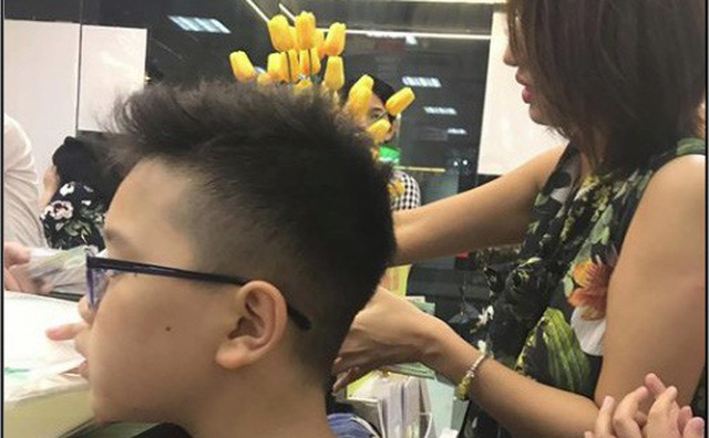 Vân Hugo nói gì khi bị tố không xếp hàng, cướp chỗ của trẻ em?