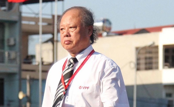 Trọng tài đúng hay sai khi phạt việt vị, rút thẻ đỏ Olympic Bahrain?