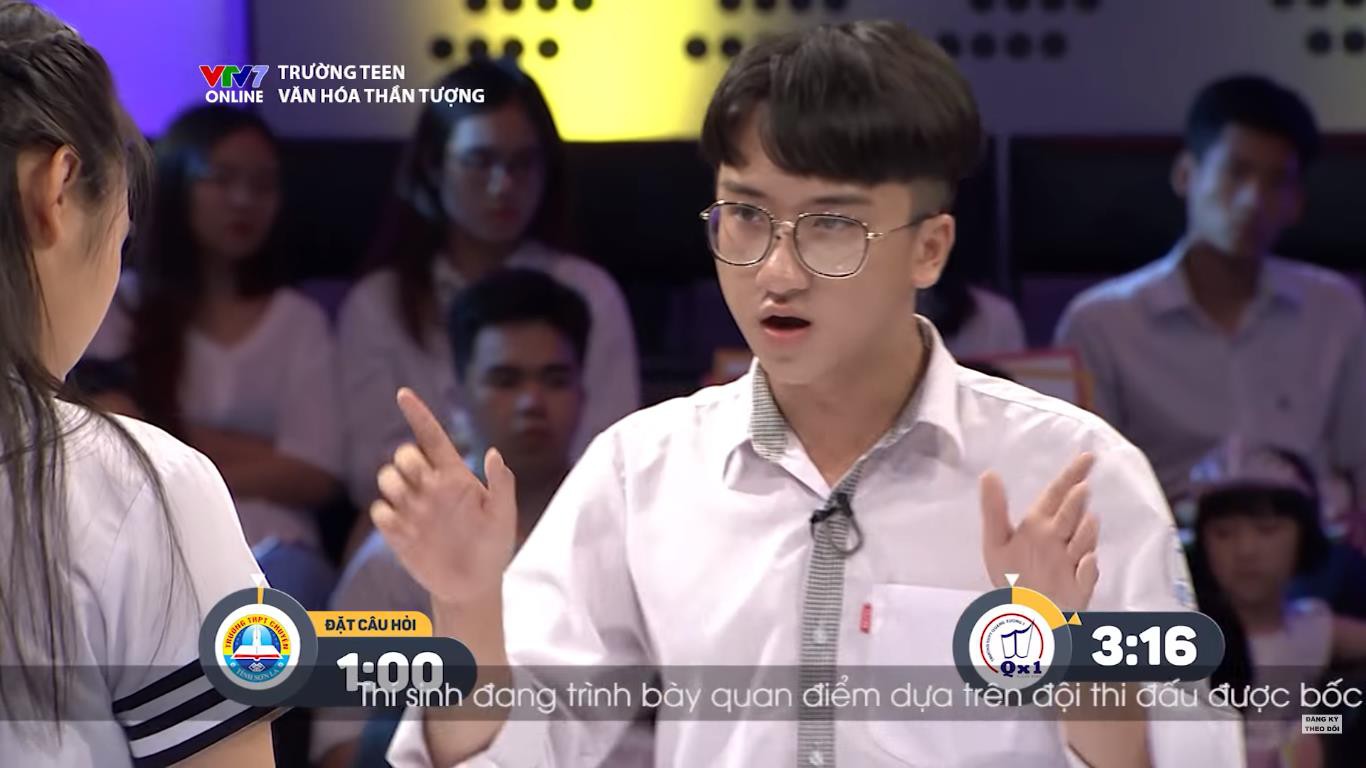 Màn tranh cãi cực gắt về văn hóa thần tượng của 2 bạn học sinh bất ngờ gây sốt cộng đồng mạng