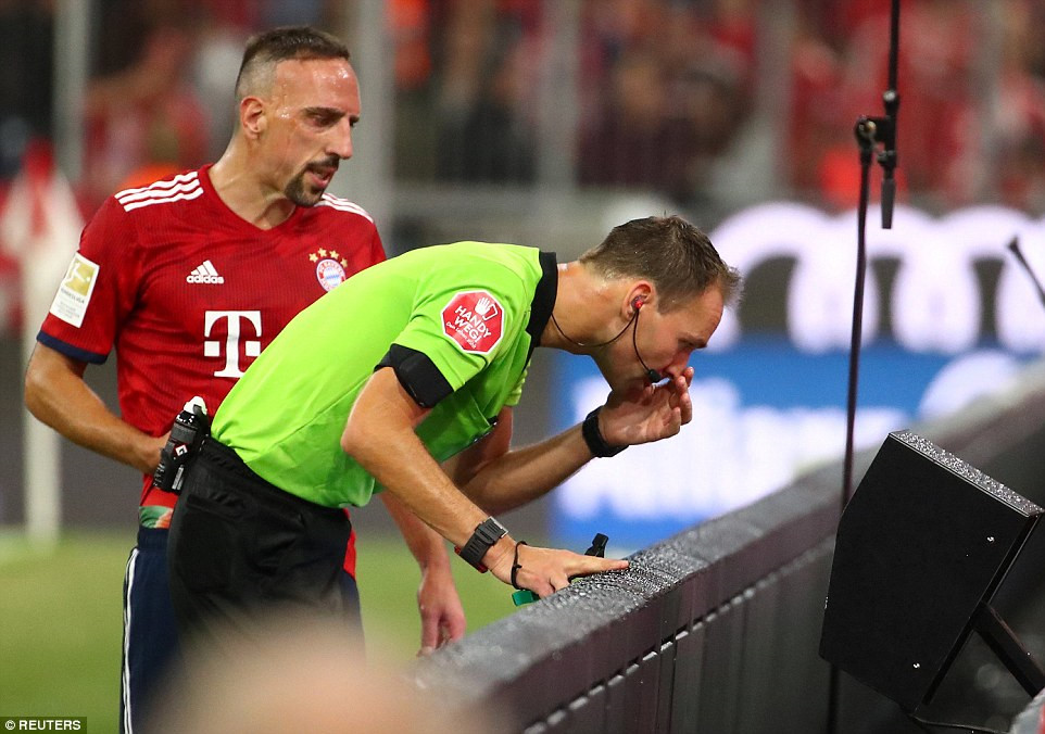 Bayern Munich thắng Hoffenheim 3-1: Hùm xám nhọc nhằn giành 3 điểm