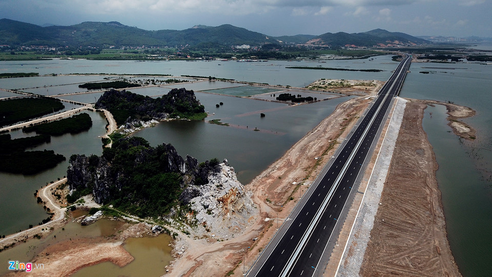 Toàn cảnh cao tốc rút ngắn 50 km đường từ Hà Nội tới Hạ Long
