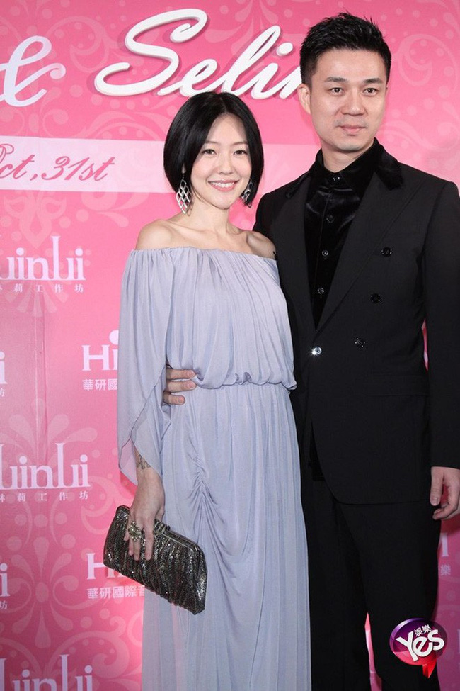 3 cặp chị em quyền lực nhất Cbiz: Người bị nghi là con riêng của chị, kẻ kết hôn với đại gia sau 20 ngày hẹn hò