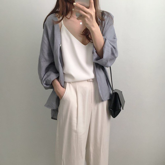 Mặc đồ cũ mà như mới với 15 tuyệt chiêu mix layer từ loạt item có sẵn như áo phông, quần shorts, áo hai dây...