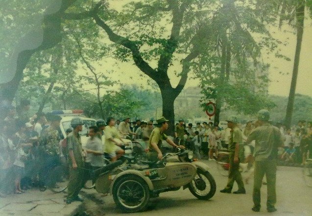 Huyền thoại H88: Đại úy ngậm ngùi làm công an tuột xích