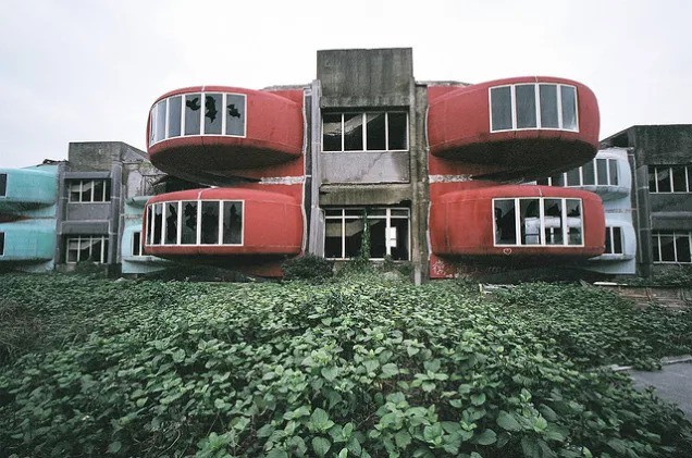 Khu nghỉ dưỡng cao cấp bị bỏ hoang ở Đài Loan: Đóng cửa chỉ sau 2 năm khởi công vì hàng loạt cái chết bí ẩn