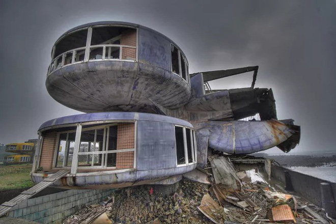 Khu nghỉ dưỡng cao cấp bị bỏ hoang ở Đài Loan: Đóng cửa chỉ sau 2 năm khởi công vì hàng loạt cái chết bí ẩn