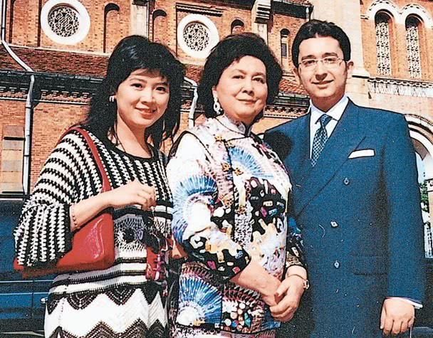 Em gái vua sòng bạc Macau Hà Hồng Sân qua đời, để lại gia tài hàng tỉ đô cùng chuyện tình loạn luân gây sốc dư luận