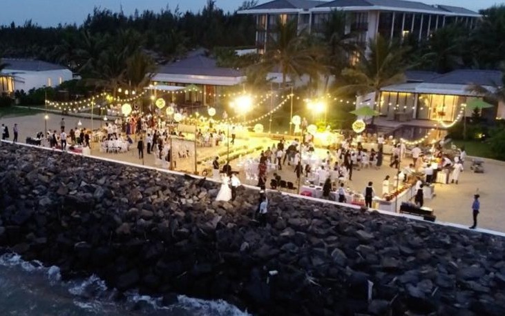 Cuối cùng hình ảnh trong lễ đính hôn của Nhã Phương và Trường Giang cũng đã rò rỉ!