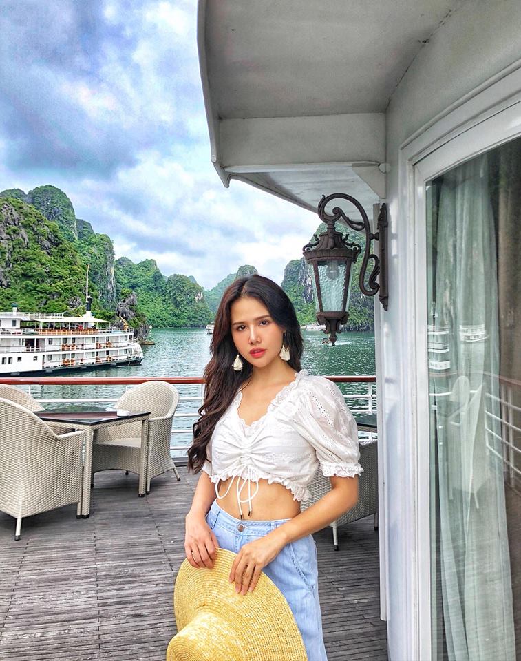 Nữ diễn viên 9X vượt rào năm 22 tuổi chân chẳng dài nhưng ra đường là được khen gợi cảm