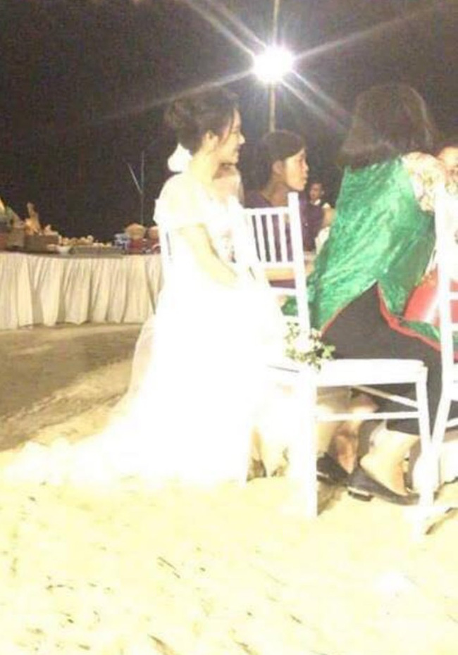 3 năm yêu đầy sóng gió của Trường Giang và Nhã Phương kết lại bằng lễ đính hôn bí mật!